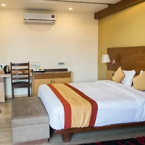 Retro And Hotel
